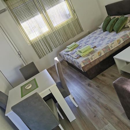 Apartmani Manila, Vauceri, Terme-Popust, Akva Park-Popust, Garazno Mesto Vrnjačka Banja Exteriér fotografie